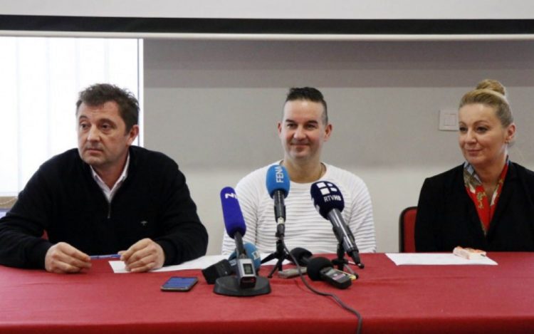 ‘Crvena jabuka’ otvara zabavni program mostarskog Adventa, evo tko će još nastupati