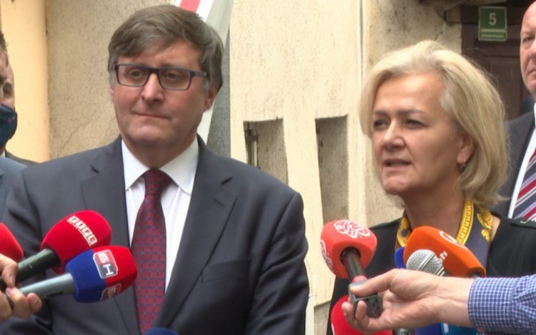 Palmer i Eichhorst dolazak u Sarajevo i pregovore o Izbornom zakonu odgađaju do daljnjeg