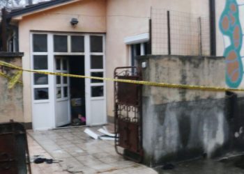 Tragedija u Mostaru: Jedna sestra bila živa do dolaska Hitne pomoći, vjerojatni uzrok smrti gušenje dimom