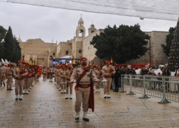 Tradicionalna božićna procesija krenula prema Betlehemu
