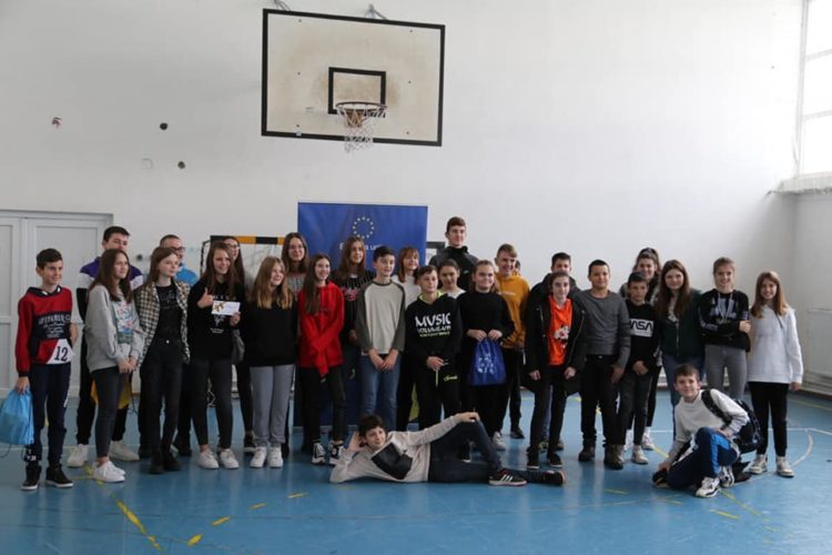 Ljubuški: Učenici OŠ Ivane Brlić- Mažuranić – Gračine obilježili Međunarodni dan djeteta