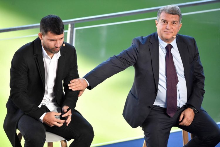 Agüero se u suzama oprostio od nogometa