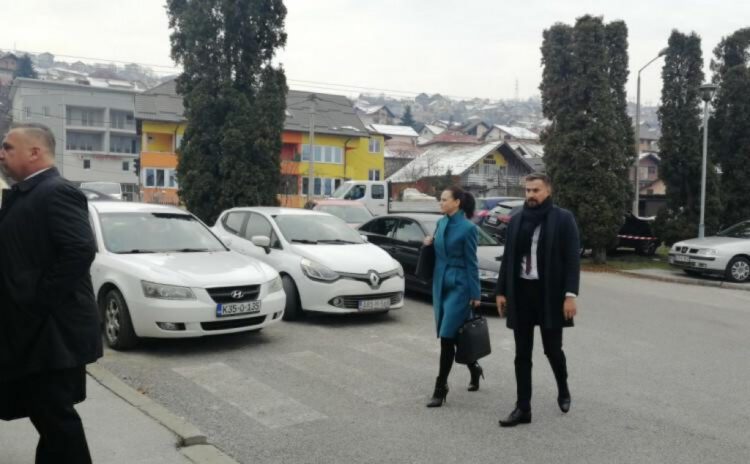 Fikret Hodžić planirao kupiti još 200 kineskih respiratora za 20 milijuna KM