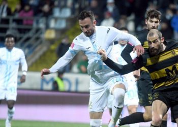 Rijeka i Osijek odigrali bez pogodaka, Rijeka zadržala vrh HNL-a