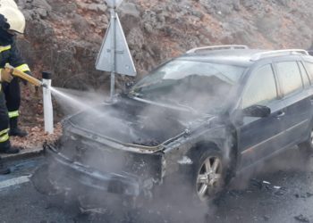Automobil se zapalio u vožnji u Širokom Brijegu