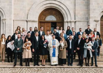 Na Širokom Brijegu kršteno jedanaestero djece