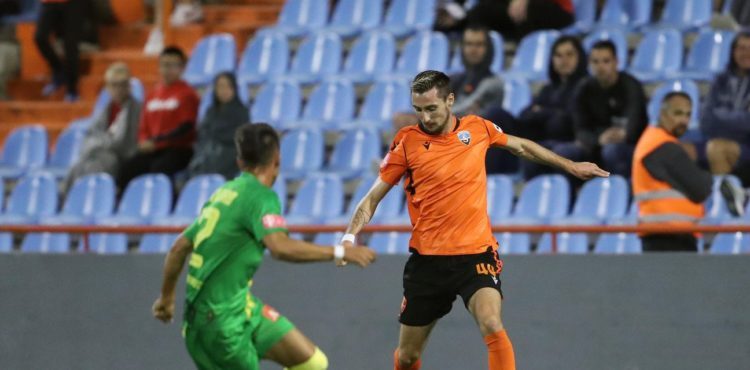 Marin Jakoliš karijeru nastavlja u Angersu