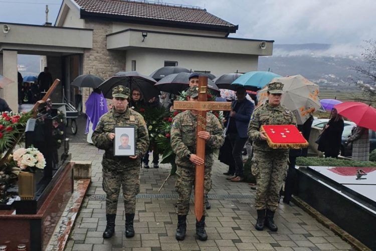 U Kočerinu pokopan pukovnik HV-a i HVO-a Petar Martinović