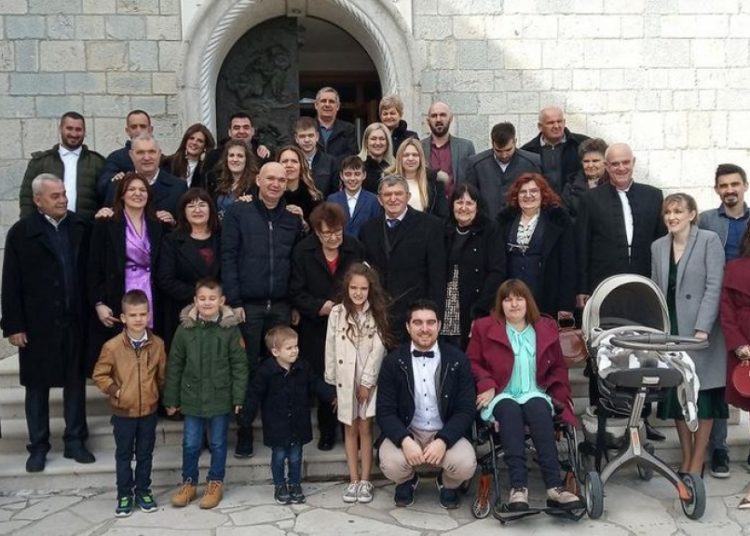 Milica i Ljubo Herceg iz Prologa obnovom bračnih zavjeta proslavili dijamantni pir