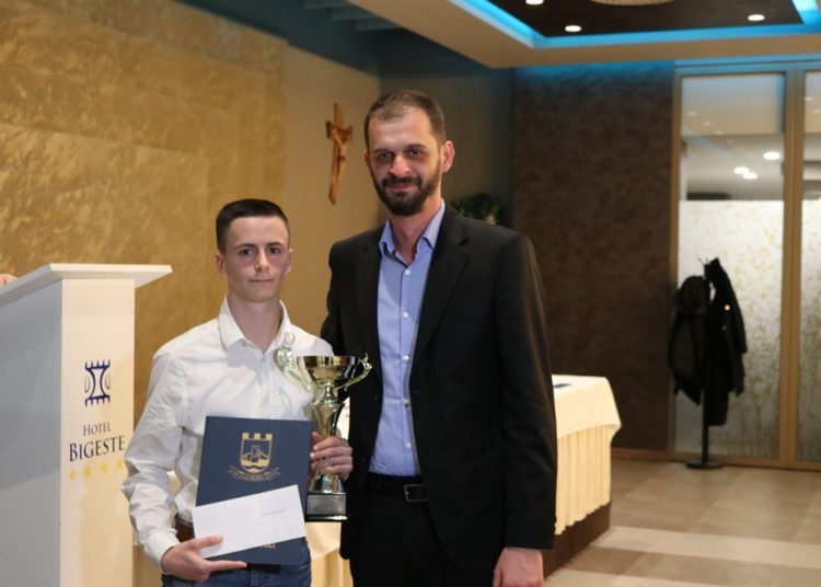 Dodijeljene nagrade najboljim ljubuškim športašima za 2021. godinu