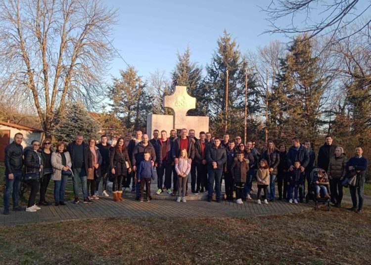 Molitvenim hodom Mokrani odali počast pobijenim franjevcima