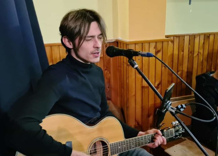 P. Ike Mandurić: Muškarac ne smije biti „njonjav“ i nikada neće biti ispunjen samo u četiri zida