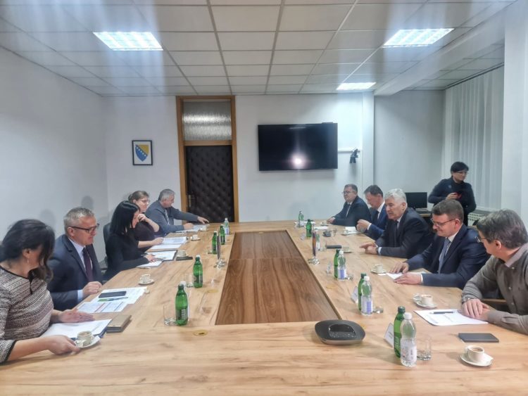 Sastanak Čovića, ministara iz reda HDZ BiH i ministrice poljoprivrede RH Vučković: Posavski kraj ima enormnu važnost i potencijal za investicije u svim oblastima