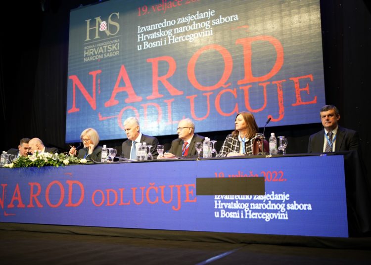 Sa zasjedanja HNS-a poslala se poruka zajedništva hrvatskog naroda