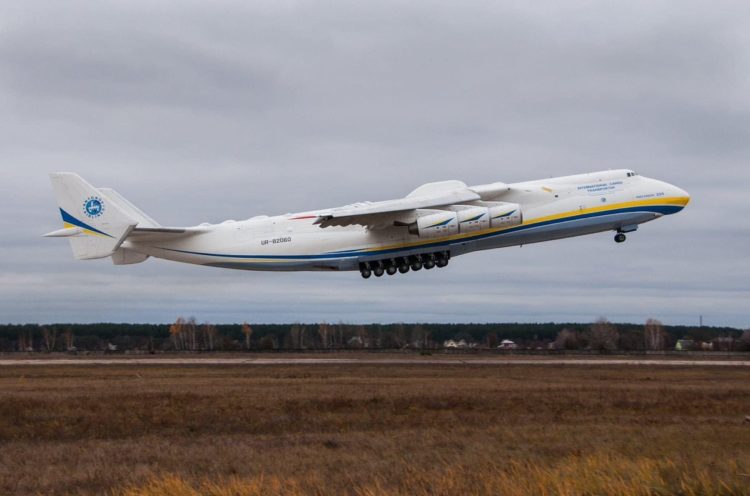Rusi uništili ukrajinski zrakoplov An-225, najveći na svijetu