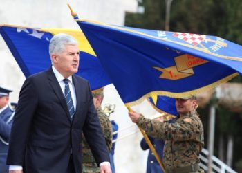 Čović poziva na prekid invazije i sukoba u Ukrajini