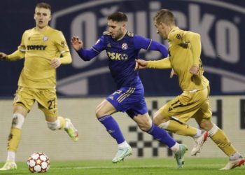 Evo kada bi se trebao odigrati odgođeni derbi Hajduka i Dinama