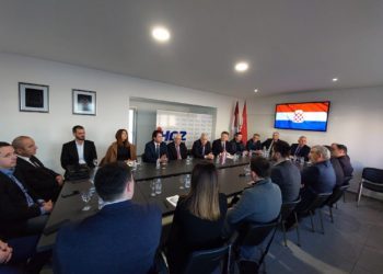 Čović u radnoj posjeti Županijskom odboru HDZ-a BiH Županije Zapadnohercegovačke