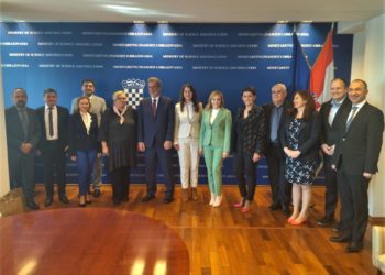 Potpisan Sporazum o suradnji oko izrade Prijedloga kurikuluma i njegove primjene za županije koje rade po nastavnom planu i programu na hrvatskom jeziku u BiH