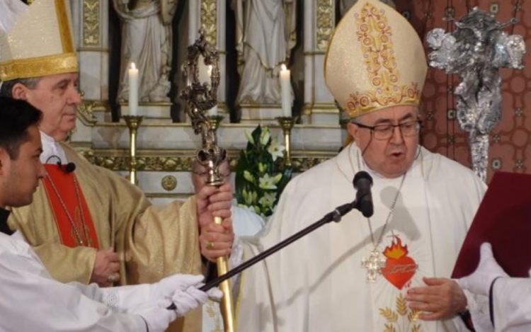 Mons. Tomo Vukšić uveden u službu nadbiskupa vrhbosanskog