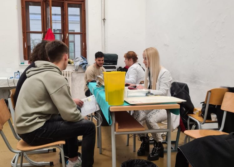 Široki Brijeg: Prikupljene 23 doze krvi u akciji za učenike Srednje strukovne škole