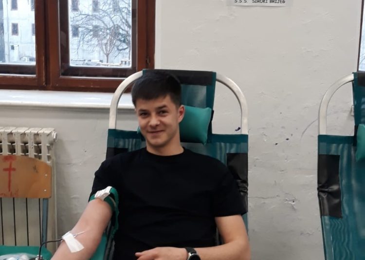 Široki Brijeg: Prikupljene 23 doze krvi u akciji za učenike Srednje strukovne škole