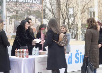 Druženje u središtu Širokog Brijega povodom Međunarodnog dana žena