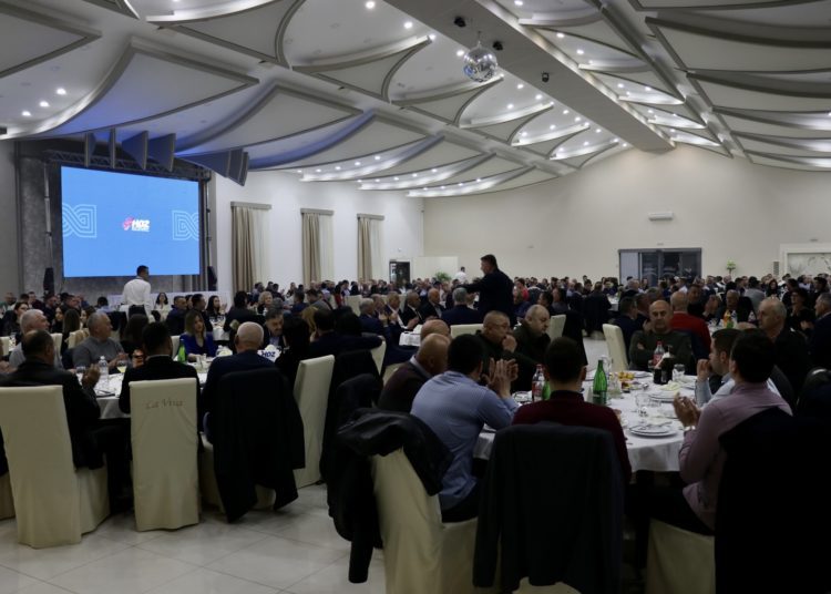 Svečano obilježena 32. obljetnica osnutka HDZ BiH Široki Brijeg