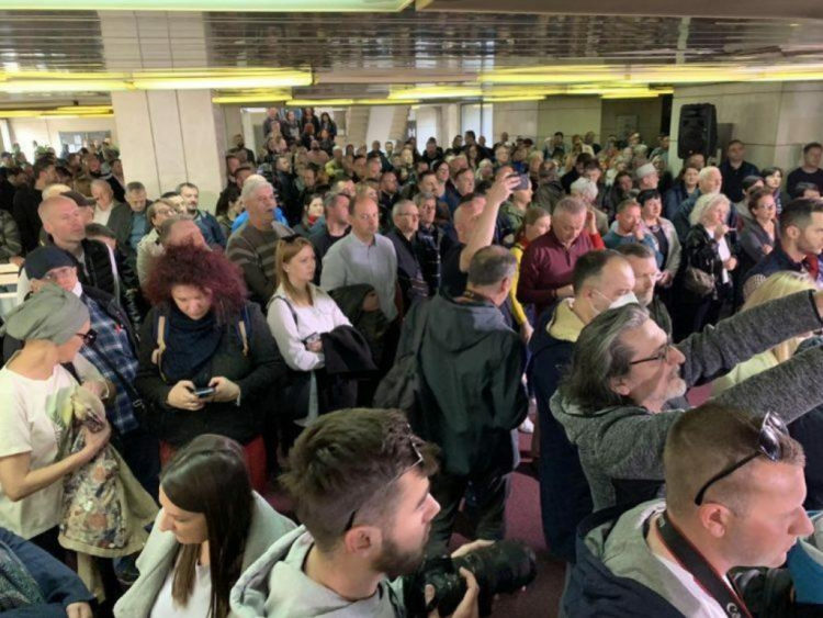 Prosvjed radnika BHRT-a: “Naši mikrofoni i kamere nisu politički obojeni”