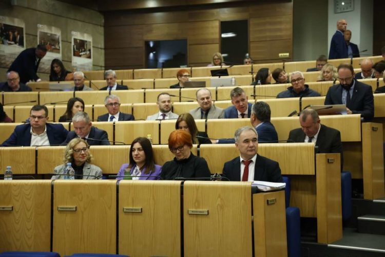 Zastupnički dom prihvatio Prijedlog proračuna Federacije BiH za 2022. godinu