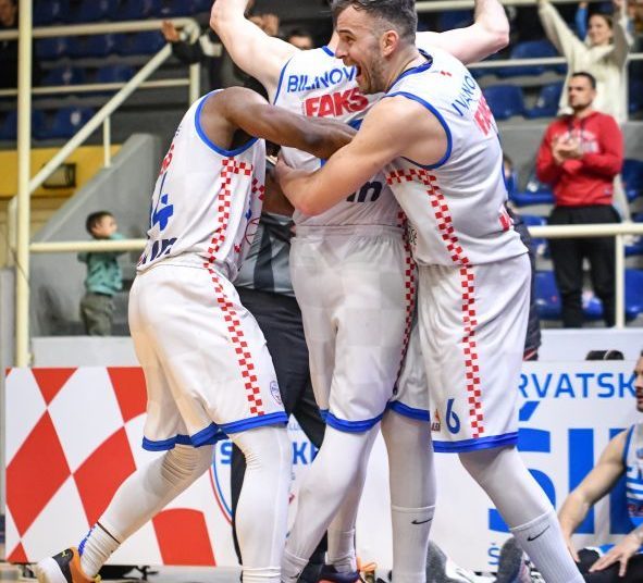 Bilinovac pogodio za pobjedu Širokog za četvrto mjesto prije Final eighta
