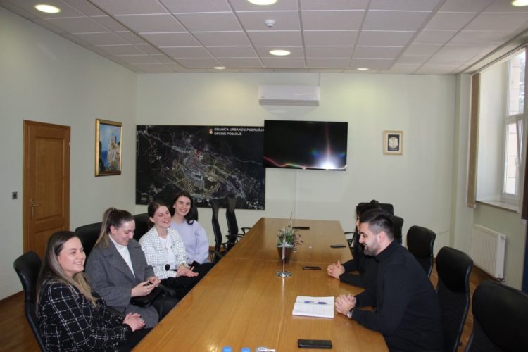 Četiri djevojke iz Posušja danas kreću u humanitarnu misiju u Afriku