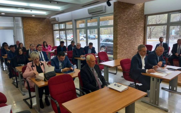 ŽZH: Pravo na egzistencijalnu naknadu moći će nasljeđivati bračni partneri nakon smrti supružnika