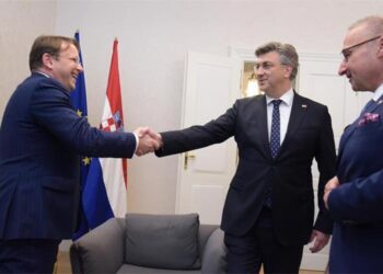 Plenković s Várhelyijem razgovarao o BiH: Promjenom Izbornog zakona osigurati ravnopravnost Hrvata