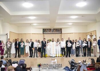 Posušje: 11 djece kršteno na Uskrsni ponedjeljak