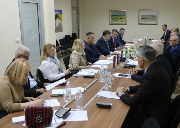 Glavno vijeće HNS-a održalo sjednicu posvećenu aktualnoj gospodarskoj i socijalnoj situaciji