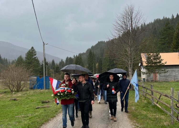 Zvjerski zločin Armije BiH: Tradicionalni mimohod u sjećanje na Ivu Ivoša