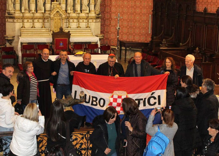 Mnoštvo Kočerinjana hodočastilo u Bosnu, kardinal Puljić oduševljen