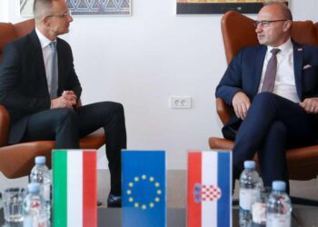 Szijjártó: Hrvatskog člana Predsjedništva BiH moraju birati Hrvati