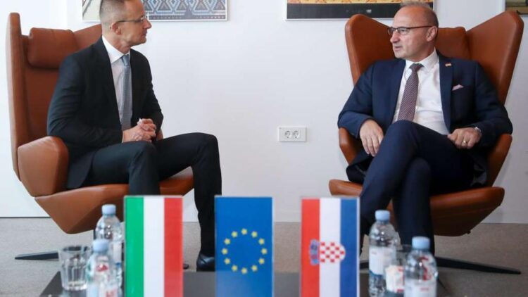 Szijjártó: Hrvatskog člana Predsjedništva BiH moraju birati Hrvati