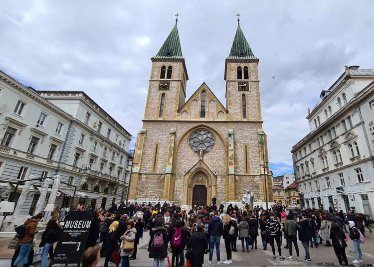 Mnoštvo Kočerinjana hodočastilo u Bosnu, kardinal Puljić oduševljen