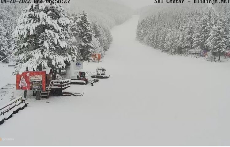 Zima usred proljeća: Novi snijeg na Blidinju