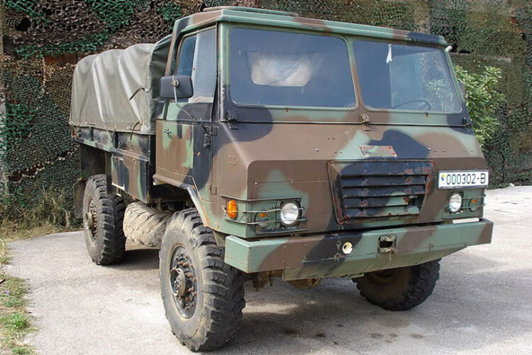 Mostar: Uhvaćeni u krađi autodijelova iz vojarne