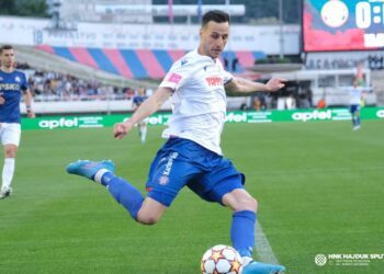 Kalinić srušio Dinamo i ostavio Hajduk u igri za naslov prvaka