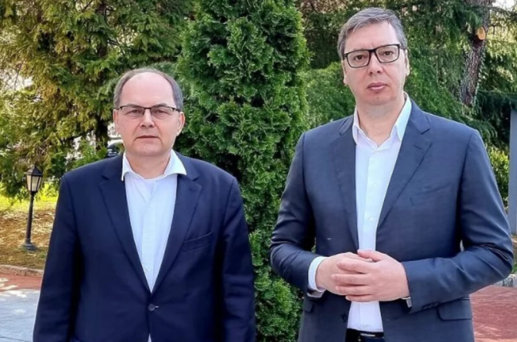 Vučić izrazio neslaganje s posljednjim odlukama i primjenom bonskih ovlasti