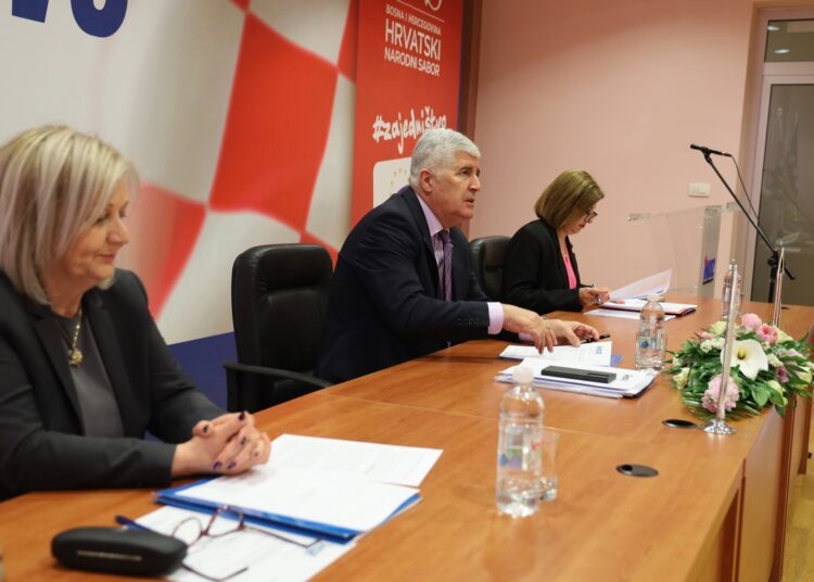 Predsjedništvo HDZ BiH na današnjoj sjednici usvojilo sedam zaključaka