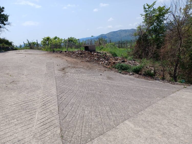 Sanacija ilegalne deponije otpada u Klobuku, kod groblja Crkvina