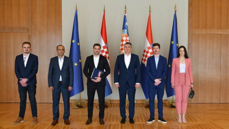 Milanović o položaju Hrvata u BiH razgovarao s predstavnicima Livanjske zajednice Zagreb