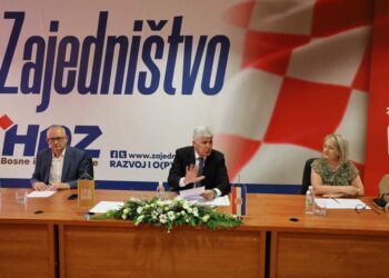 Predsjedništvo HNS-a: Dužnosnici iz naših redova djeluju sukladno Ustavu i zakonima