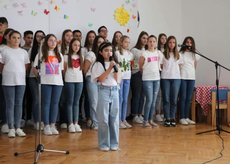 Osnovna škola Kočerin proslavila svoj dan